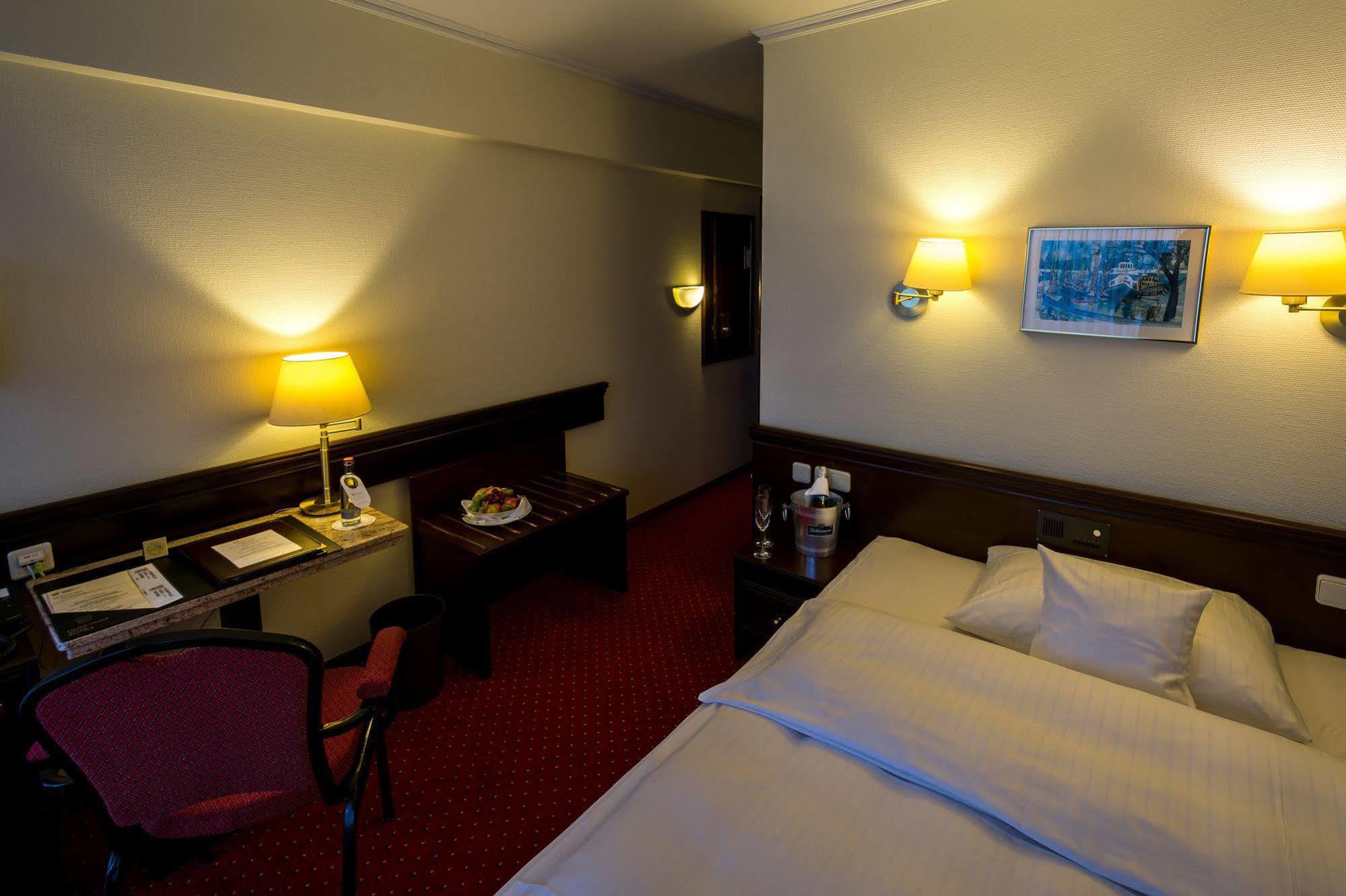 Sachsenwald Hotel Reinbek Luaran gambar